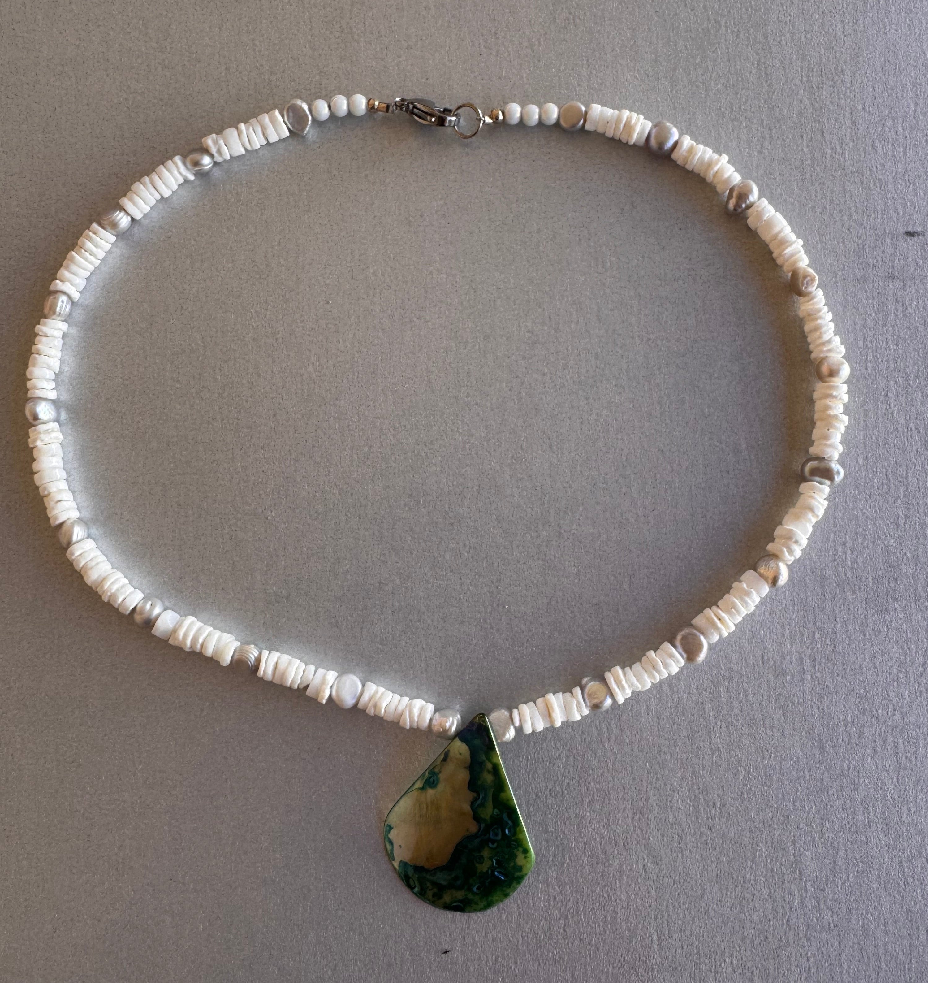 Fresh water shell necklace set